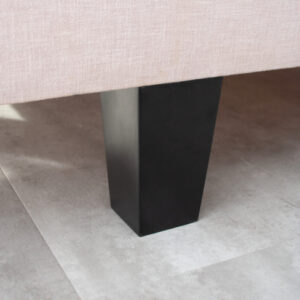 Square Tapered ‘BLACK” 10cm